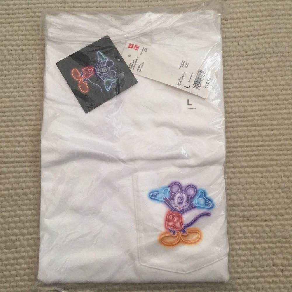 UNIQLO Short Sleeves Shirt